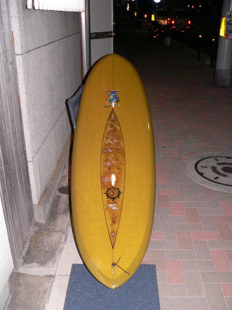 KiKKO'S NEW SURFBOARDS RAINBOW SURFBOARDS Hand Shaped by Mike Hynson