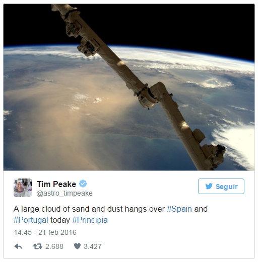 AstroCiencias Ecuador: Un astronauta fotografía una gigantesca nube de polvo  sobre España y Portugal