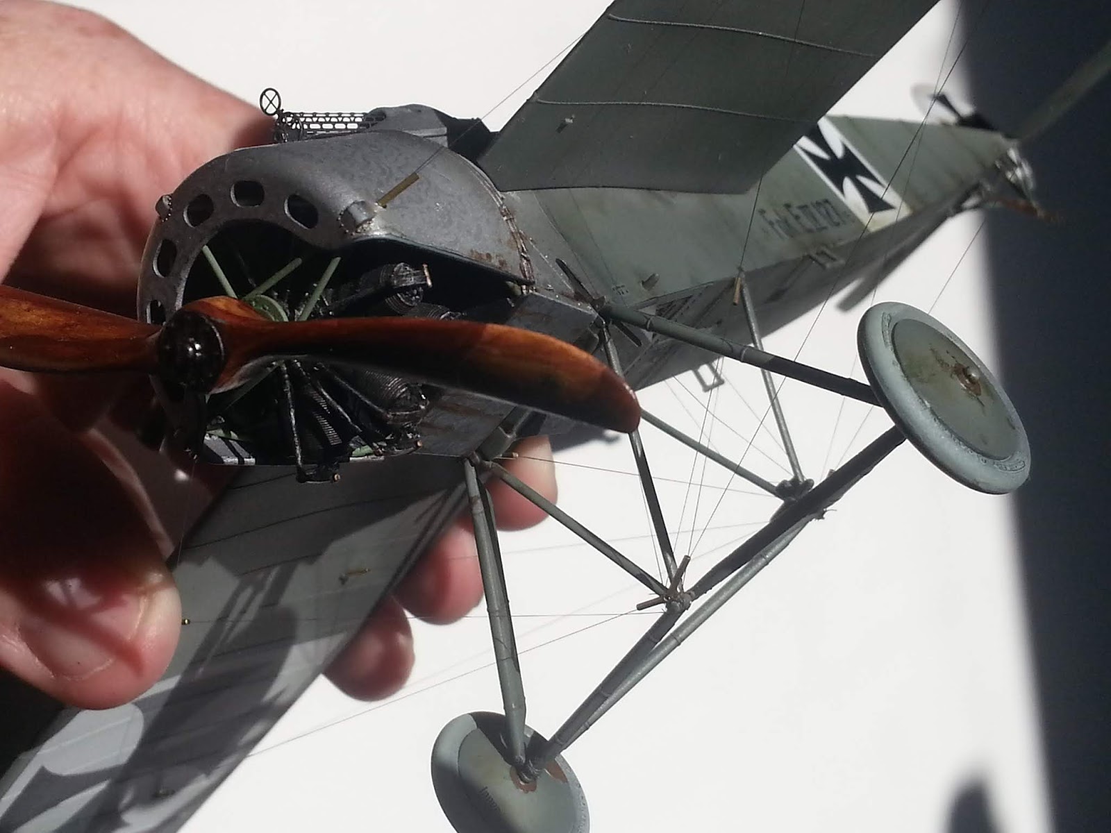 Dave's Model Rigging the Wingnut Wings Fokker