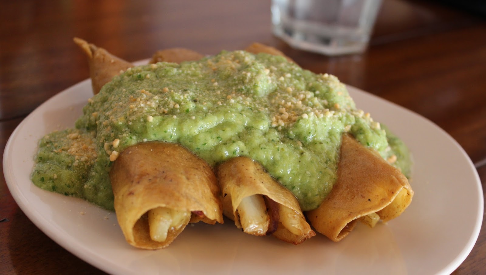 El chiltepín, la dulce cocina vegana Flautas verdes