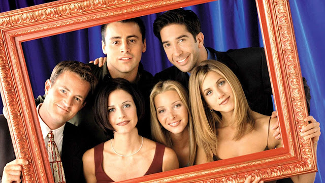 Confira o antes e depois do atores que 'brilharam' nas séries dos anos 90 elfandarilha