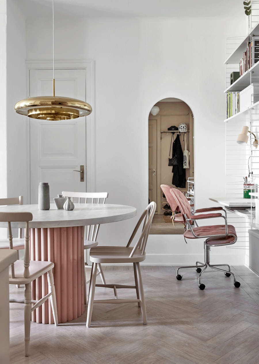 ilaria fatone about a minimal Swedish interior in blush tones