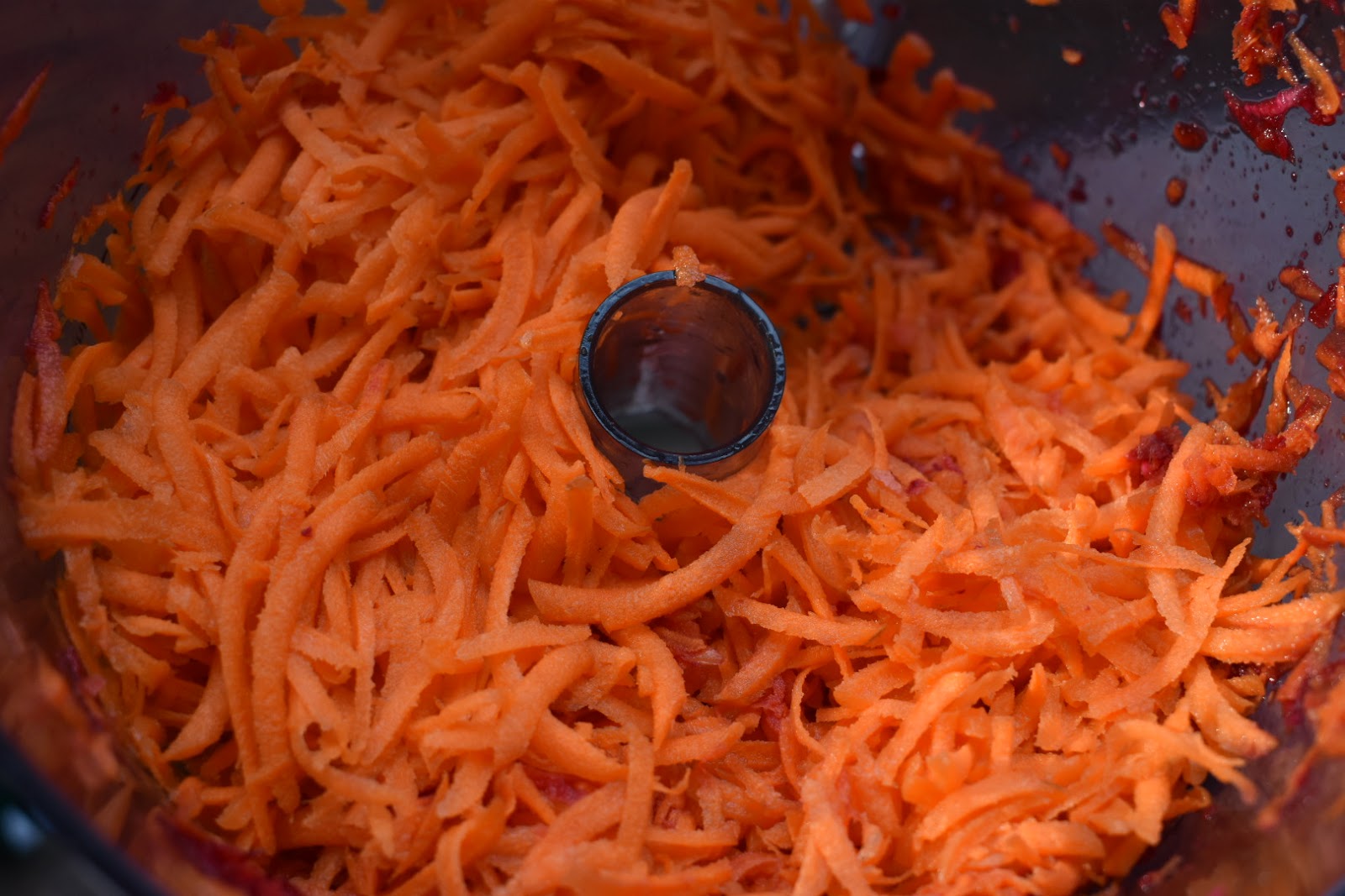 Raw Beet and Carrot Salad with Citrus Vinaigrette • Chef Jen