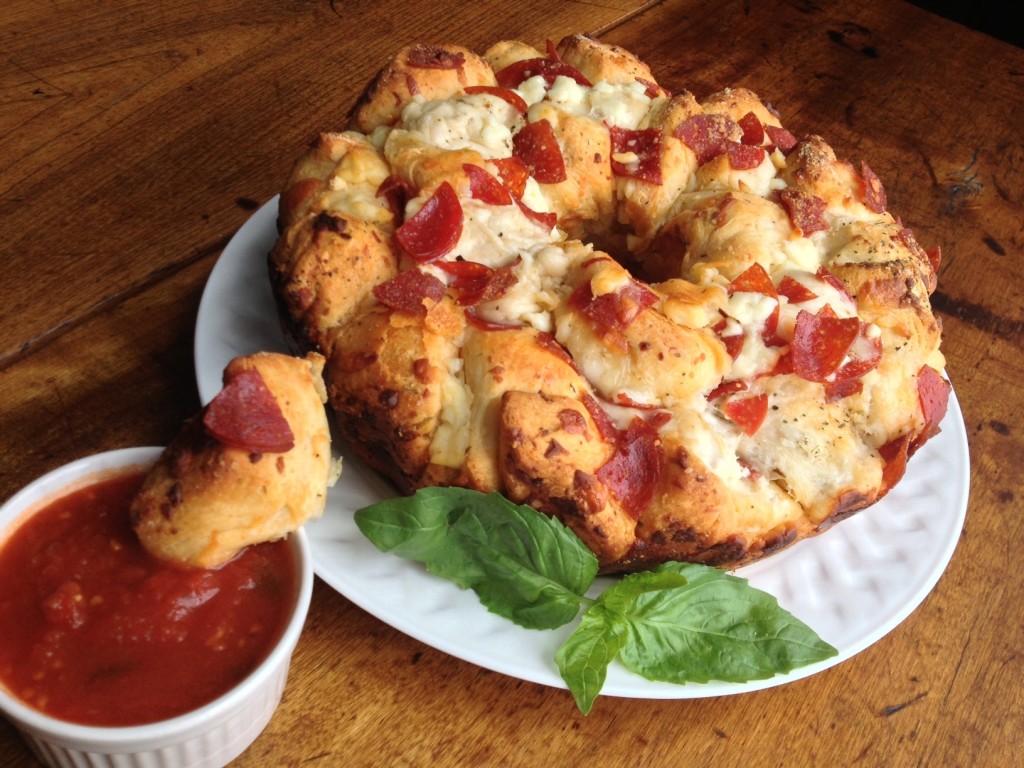 The Domestic Curator Easy Pull Apart Pizza Bread
