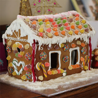 Frosted sugar cookie bars recipe Green Gourmet Giraffe: Vegetarian Christmas Recipes - menu planning ideas