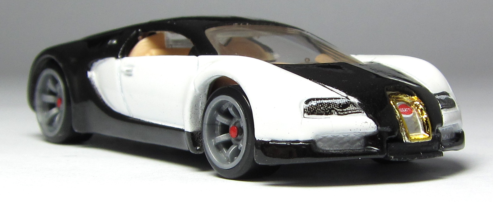 Хот вилс бугатти. Hot Wheels Bugatti Veyron 16.4. Хот Вилс машинки Бугатти. Бугатти хот Вилс премиум. Hot Wheels Bugatti Bolide.