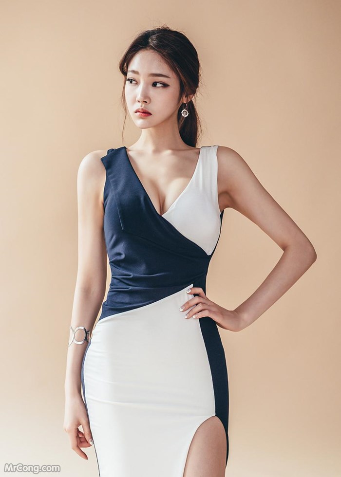 Beautiful Park Jung Yoon in the April 2017 fashion photo album (629 photos) photo 25-18