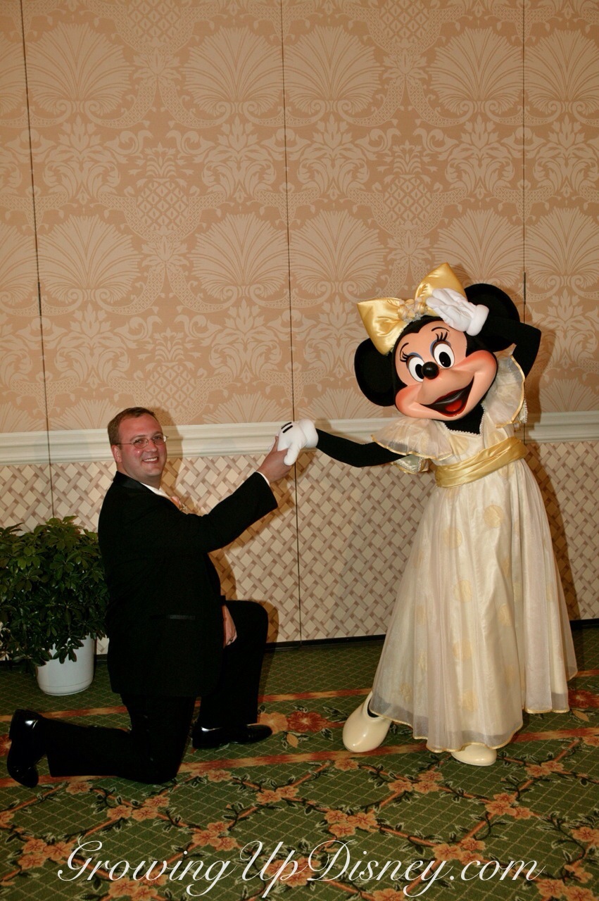Growing Up Disney Five Photos Fun Wedding Pictures with
