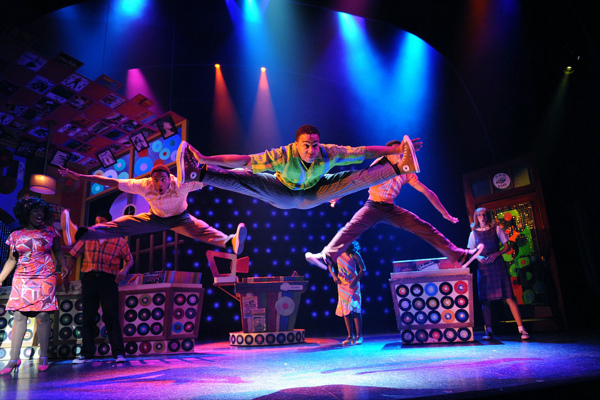 The Theatre Blog: HAIRSPRAY (UK TOUR) Adrian Hansel replaces Marcus