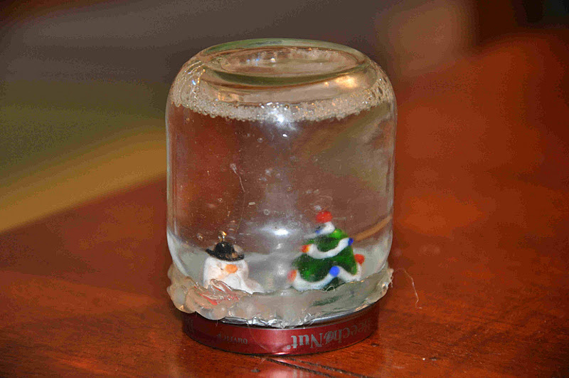 How to Make a Snow Globe