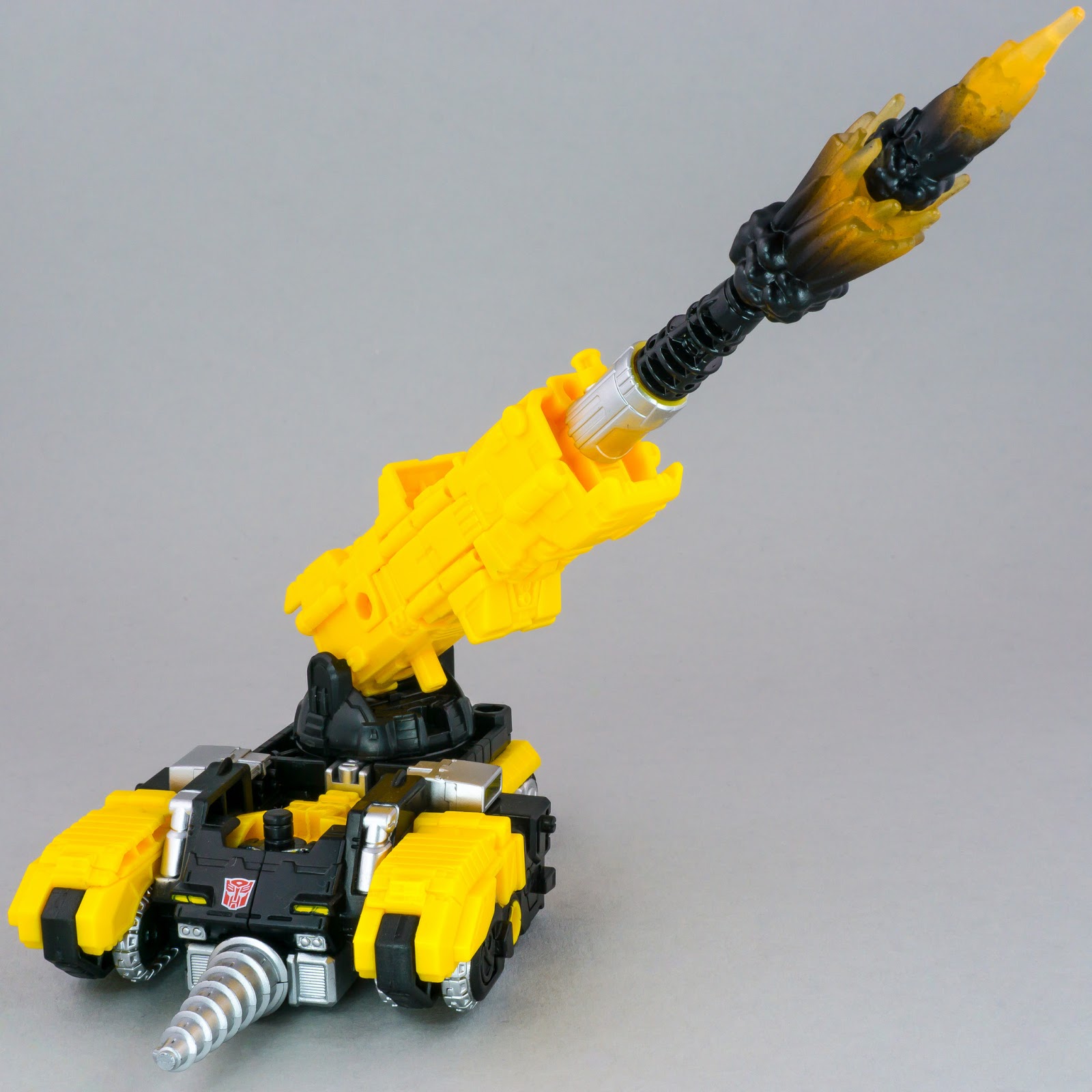 Transformers Generations Selects Zetar anti-aircraft fire