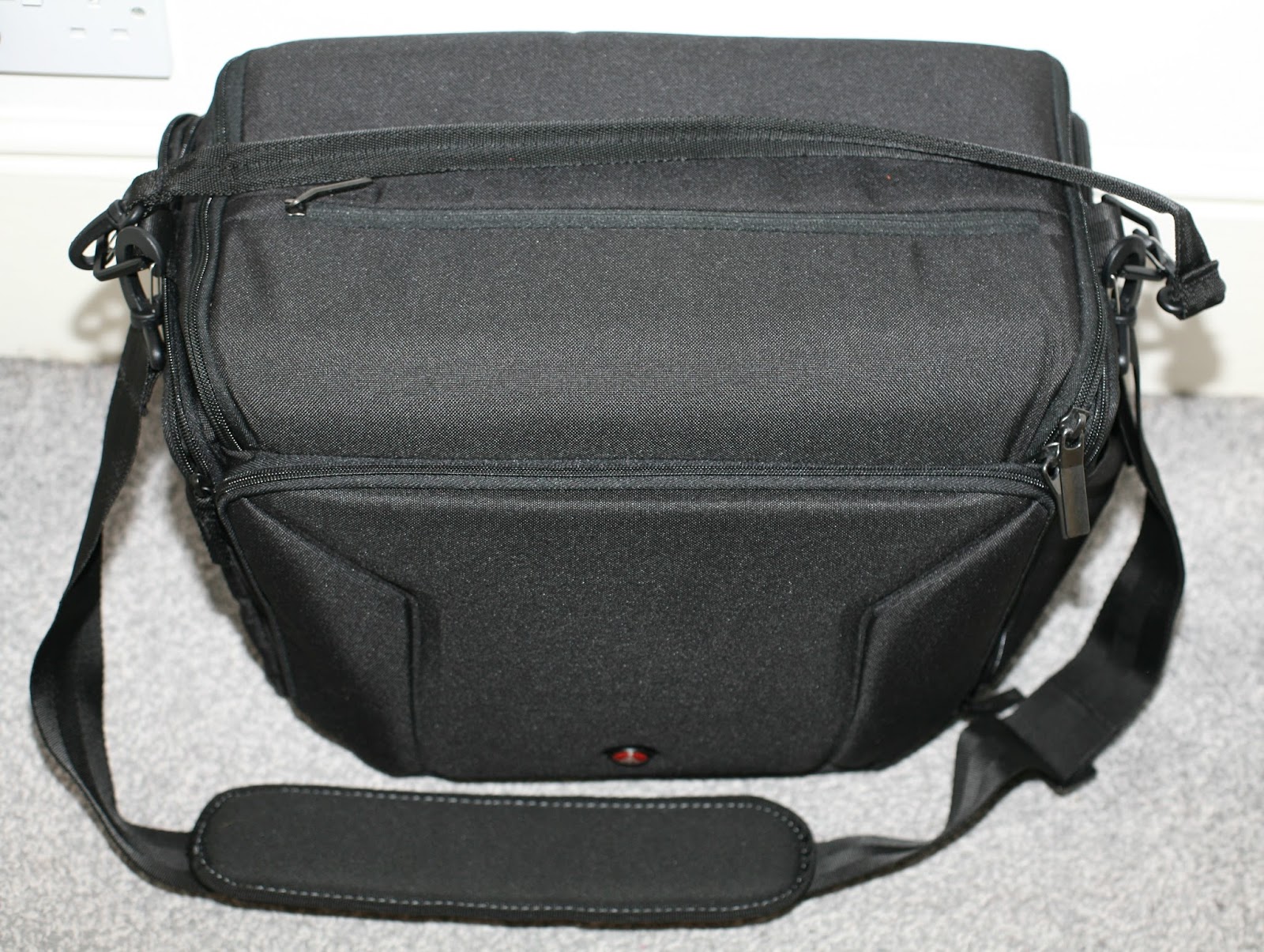 manfrotto shoulder bag 40