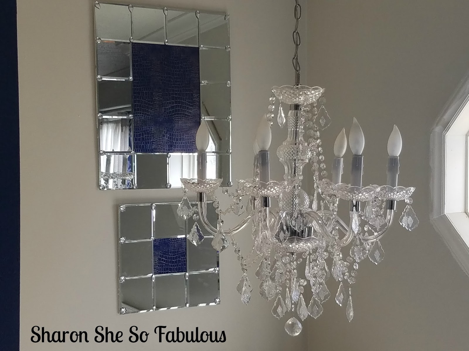Featured image of post Diy Dollar Tree Mirror Projects - Diy dollar tree mirrored centerpiece.