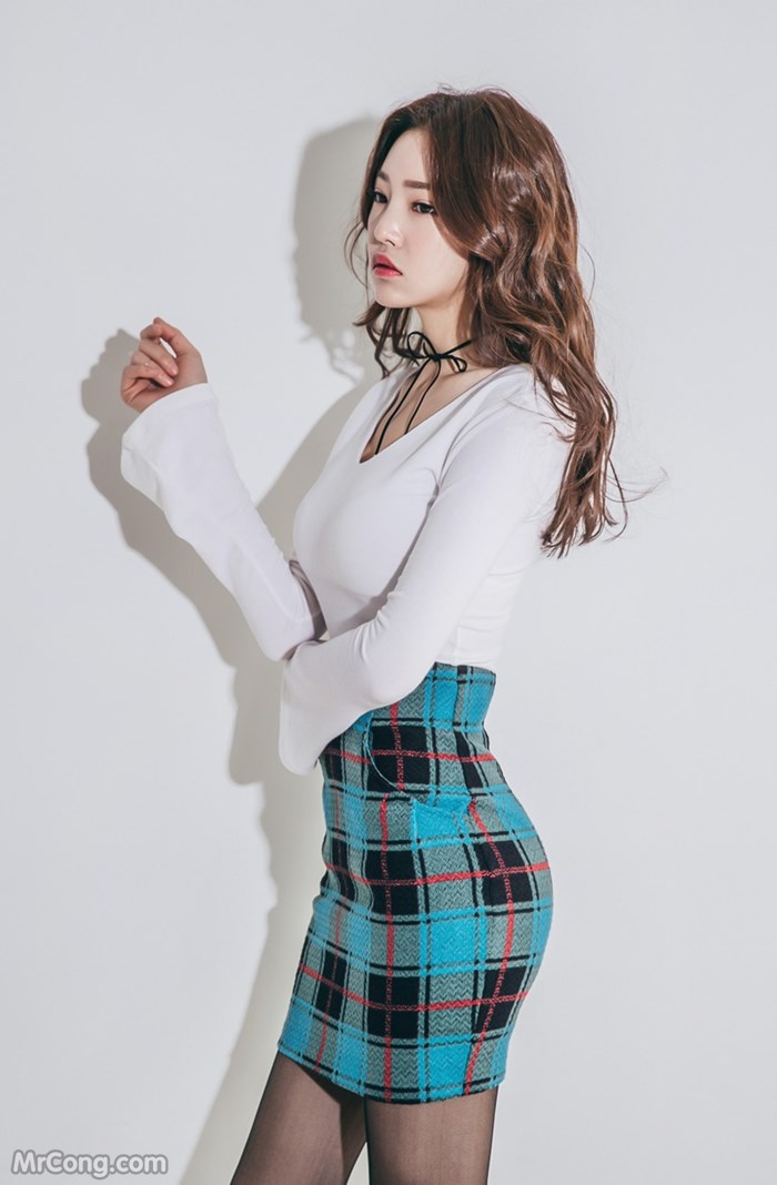 Beautiful Park Jung Yoon in the January 2017 fashion photo shoot (695 photos) photo 20-8