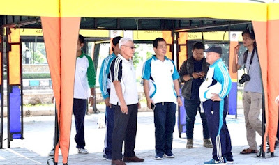 Pemkab Madiun Sediakan Tenda PKL di Alun-Alun Mejayan Pemkab Madiun Sediakan Tenda PKL di Alun-Alun Mejayan
