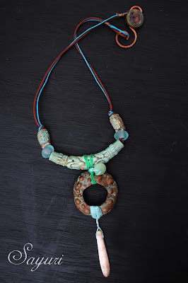Ceramic and metal necklace by Sayuri