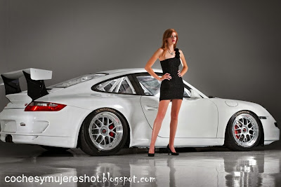 Porsche-911-GT3-super-cars-dress-hd-girls-wallpaper