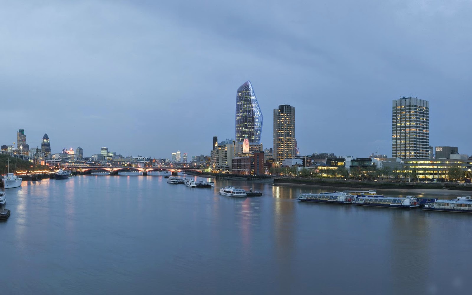 South Bank Tower, London | Wallpaper view