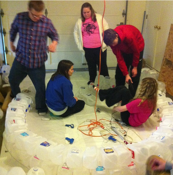 DIY Projects & Crafts Milk Jug Igloo