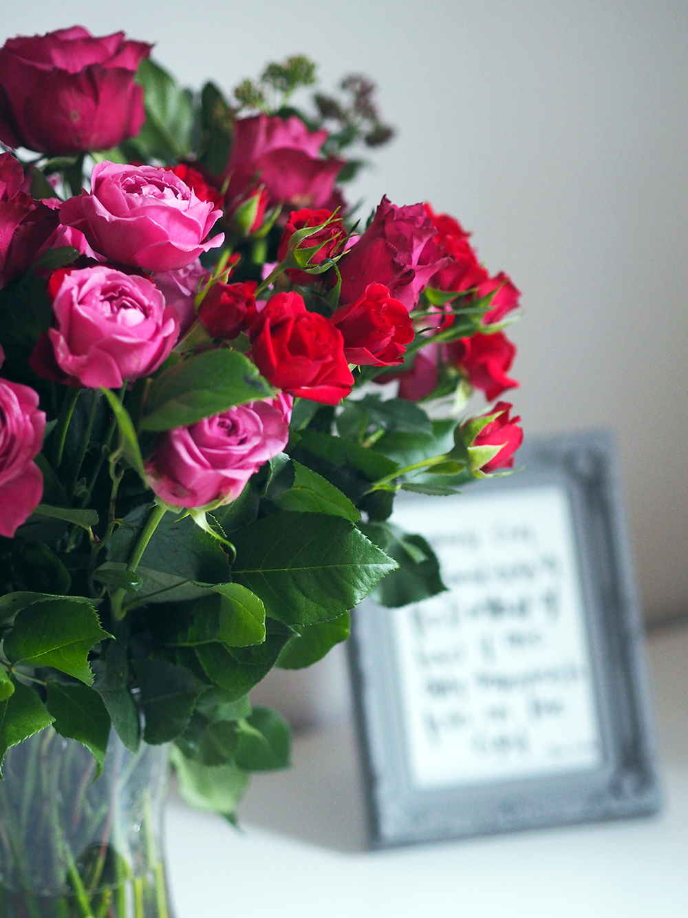 VALENTINE'S DAY FLOWERS FROM MOONPIG VIPXO