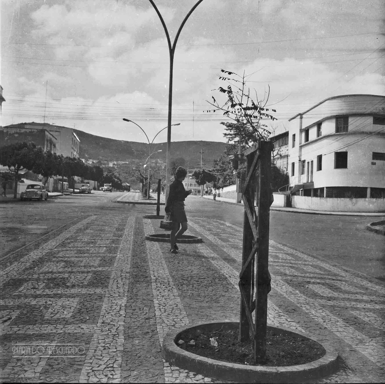 Maria do Resguardo: Av. Dr. José Procópio Teixeira, cruzamento com a Rua Renato  Dias, Bairro Bom Pastor (Bompas), em agosto de 1965 (foto autoria provável:  Roberto Dornellas ou Jorge Couri).