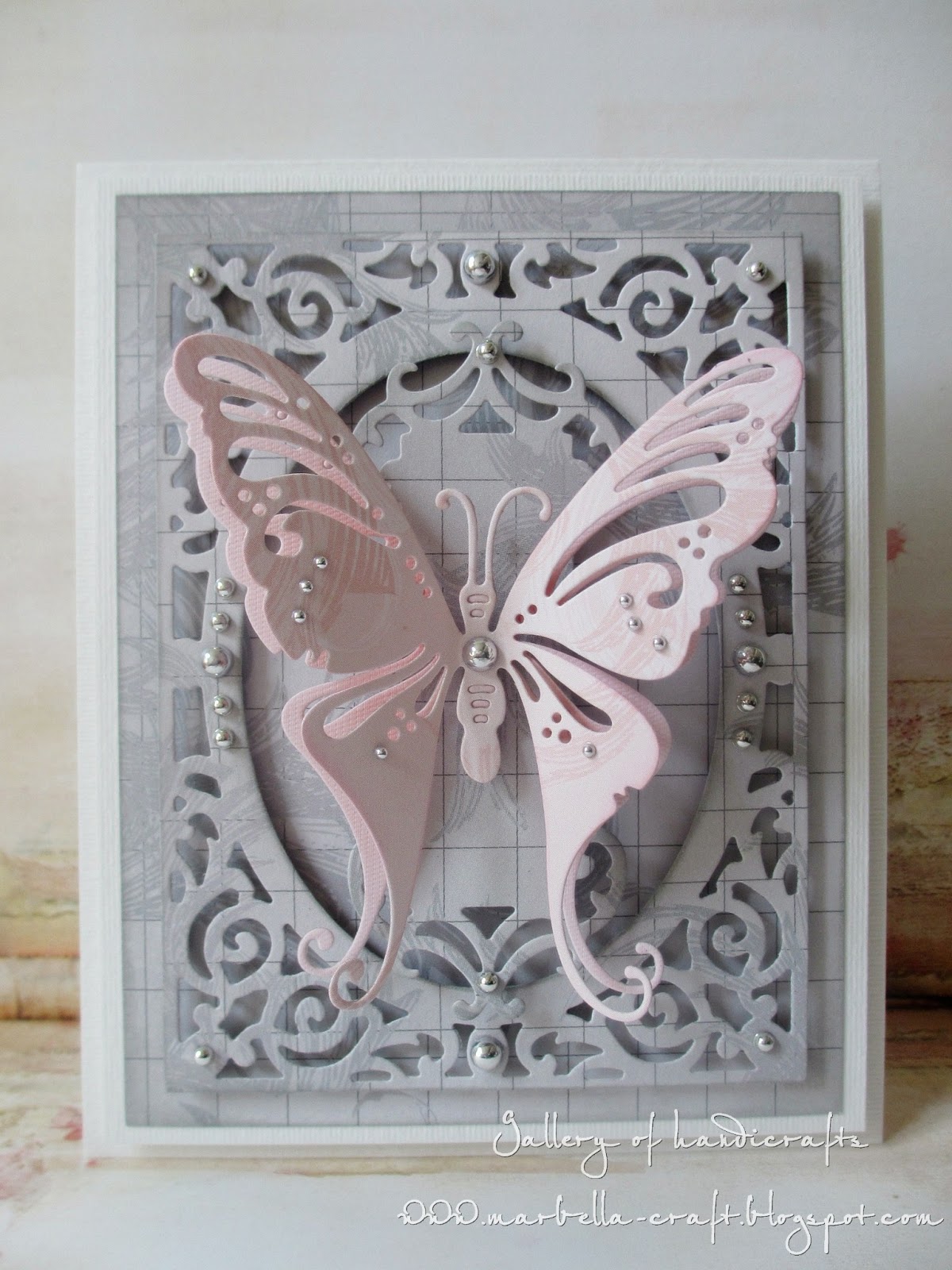 Gallery of handicrafts: Motyl w srebrnej oprawie