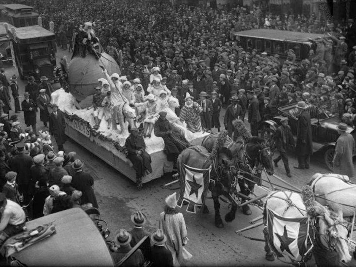 Macy's Thanksgiving Parade Old Photos