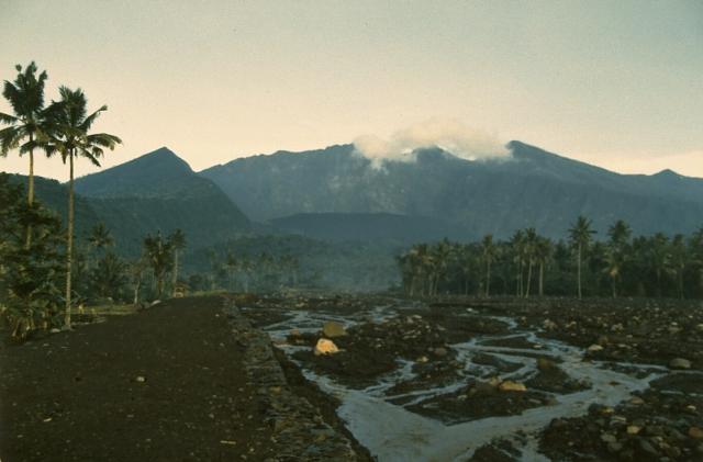 Gunung Di Jawa Barat Gunung Galunggung (himalaya.web.id)