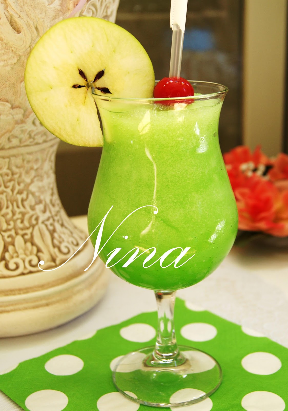 NINA'S RECIPES..... VIRGIN SOUR APPLE MARTINI