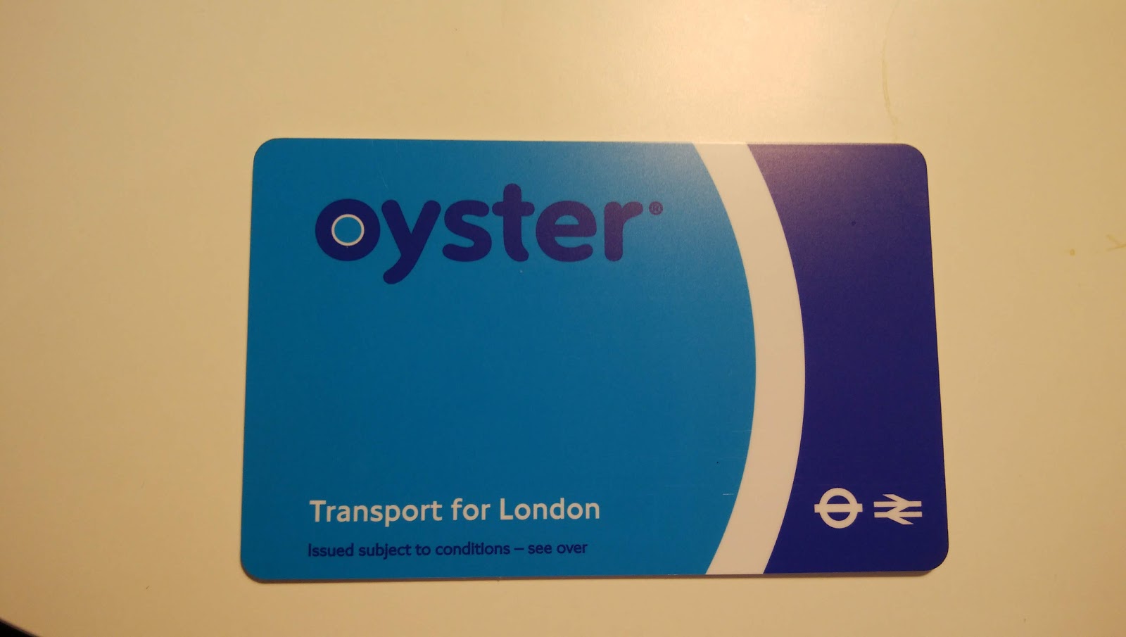 ミックスではなくて雑種 オイスターカード Oyster Card ロンドンの公共交通機関乗車用のカード