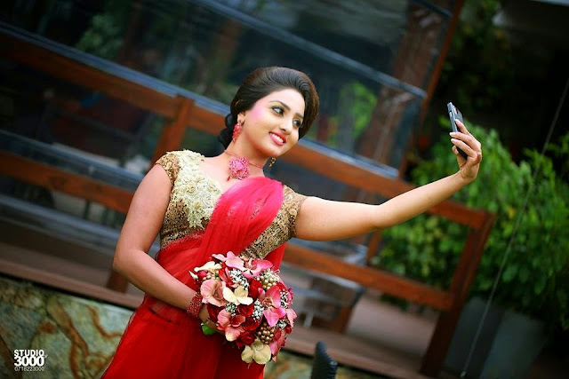 Menaka Peris Homecoming Photos Srilanka Actress And Models