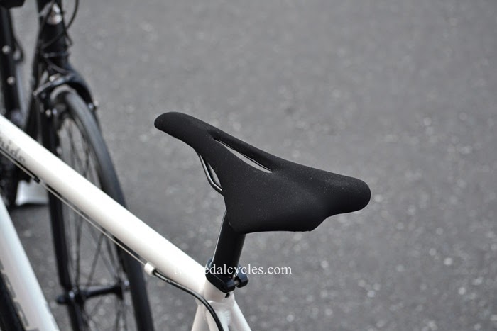 最終値下げロックバイクス ブラック アルミフレーム　東京でしたら現地まで届けます 最終値下げロックバイクス ブラック アルミフレーム 東京でしたら現地