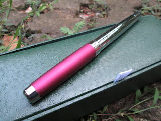 Pulpen Mewah MB Pens MB163 Pink silver Metal Pen With Luxury Box