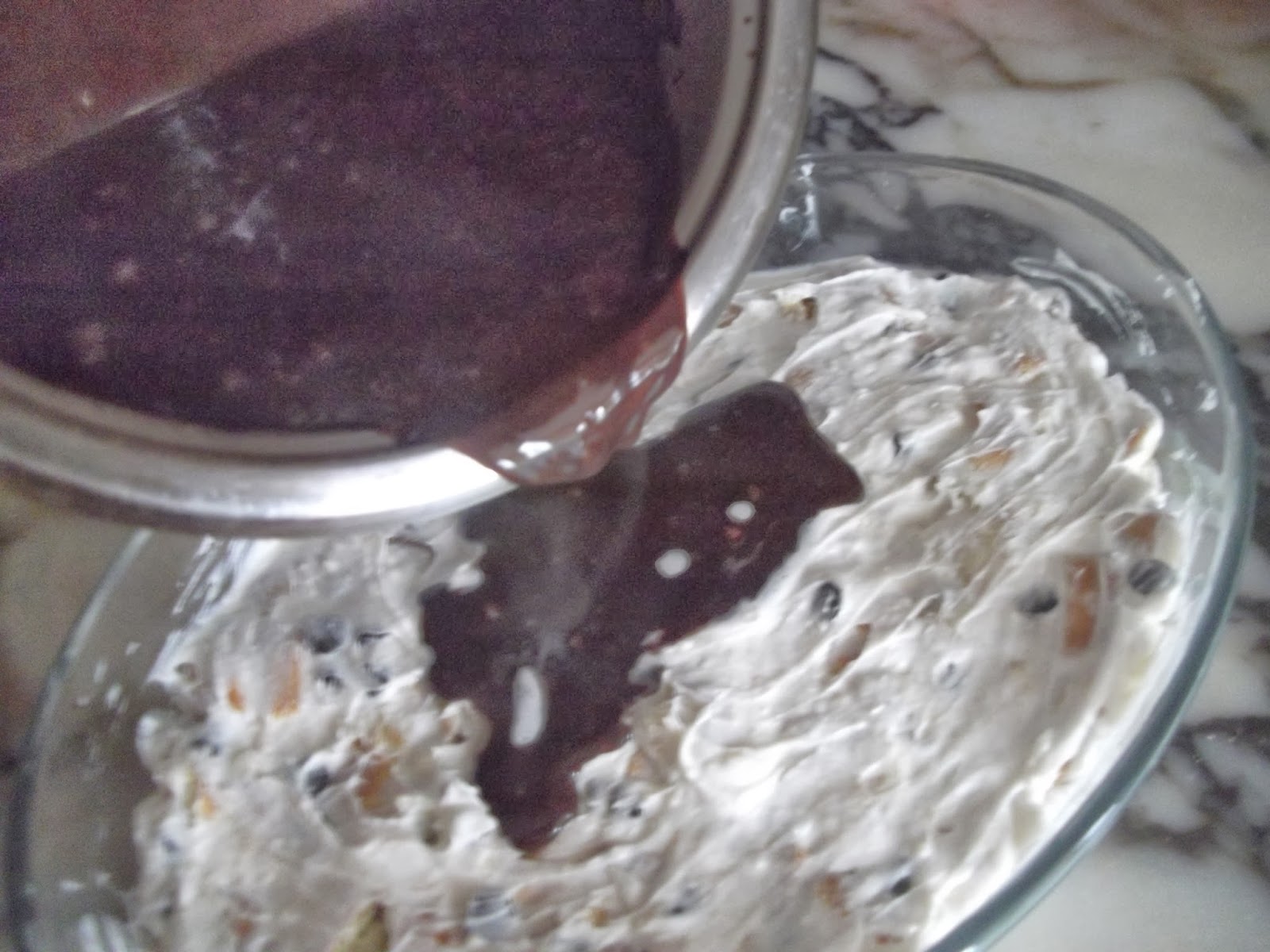 krem şantili bebe bisküvili pasta