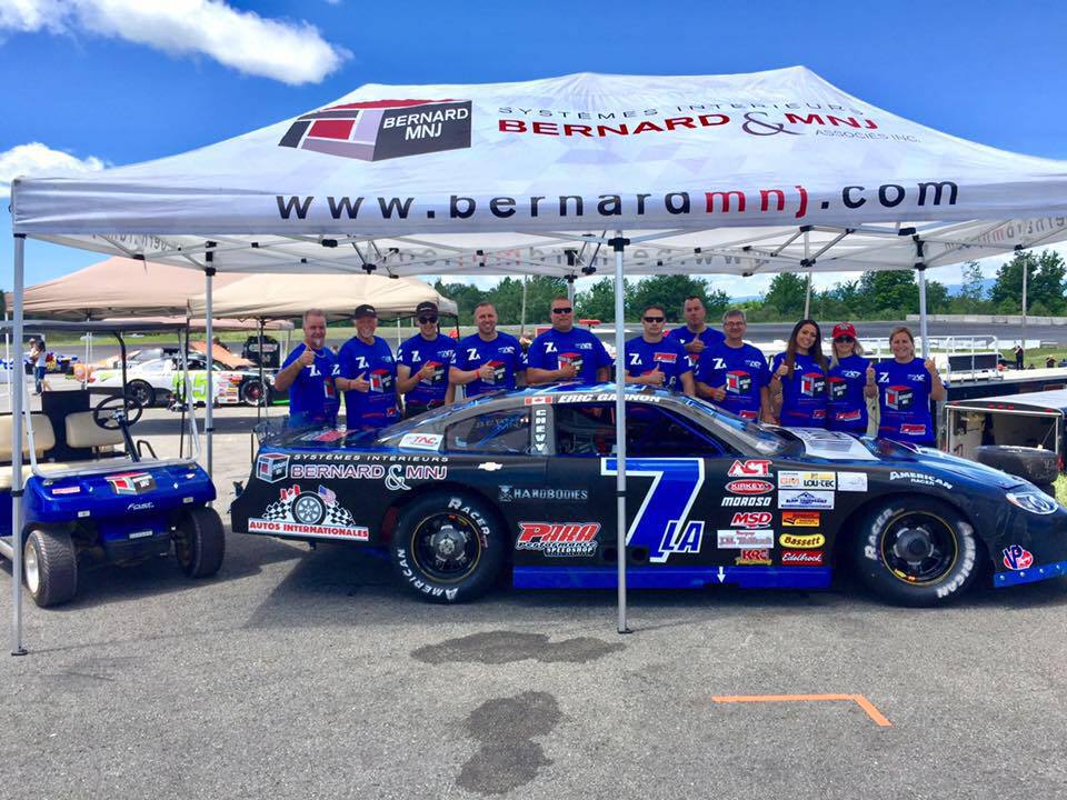Oval Racing Stock car style in Québec, Ontario and New England States ...