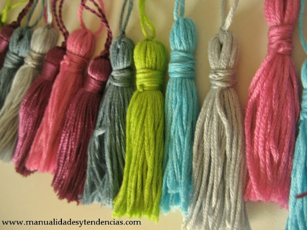DIY Panuelo con borlas / Tassel scarf.