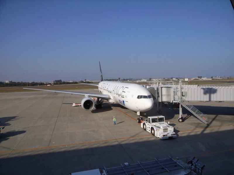 遊機秘路 仙台空港から大阪 伊丹空港 飛行機窓景色