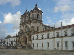 Mosteiro de Alcobaça exposiçao patente ate 20 maio horas de abertura 11h as 13h --14h as 18h30