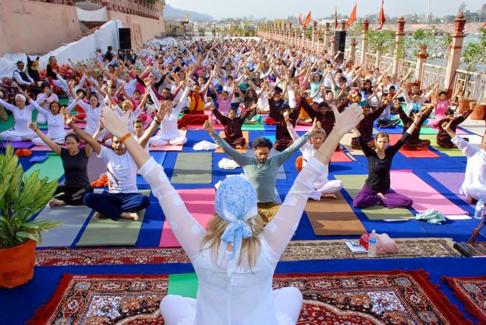 Dwarka Parichay News Info Services International Yoga Festival 2015 Dwarka Parichay News Info Services International Yoga Festival 2015