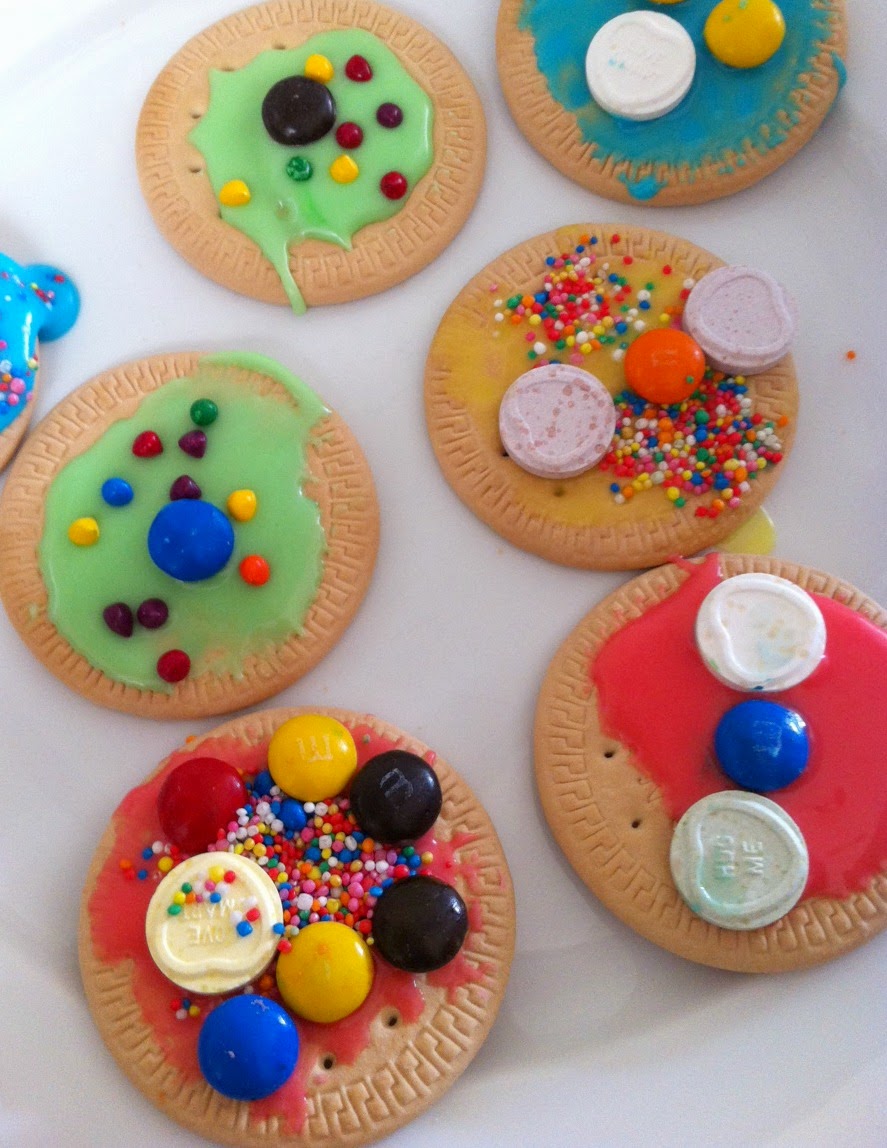 School Holiday Activities - Biscuit Decorating - Sew Delicious