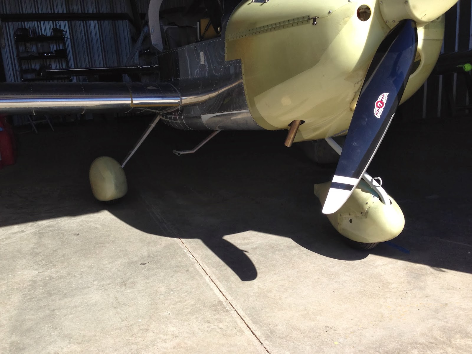 Torsten's RV12 Wheel Pants Installed and Flown