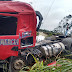 Caminhão tomba na PR-092 em Siqueira Campos
