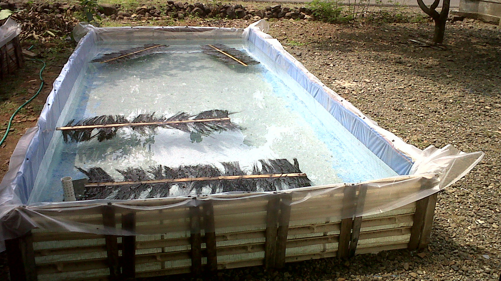 Cara Membuat Kolam Ikan Agar Tidak Bocor - Membuat Itu