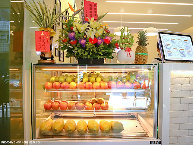 布弟弟fruit tea tea果汁專賣店，中科新鮮現打果汁開賣囉！繽紛色彩口味好獨特～