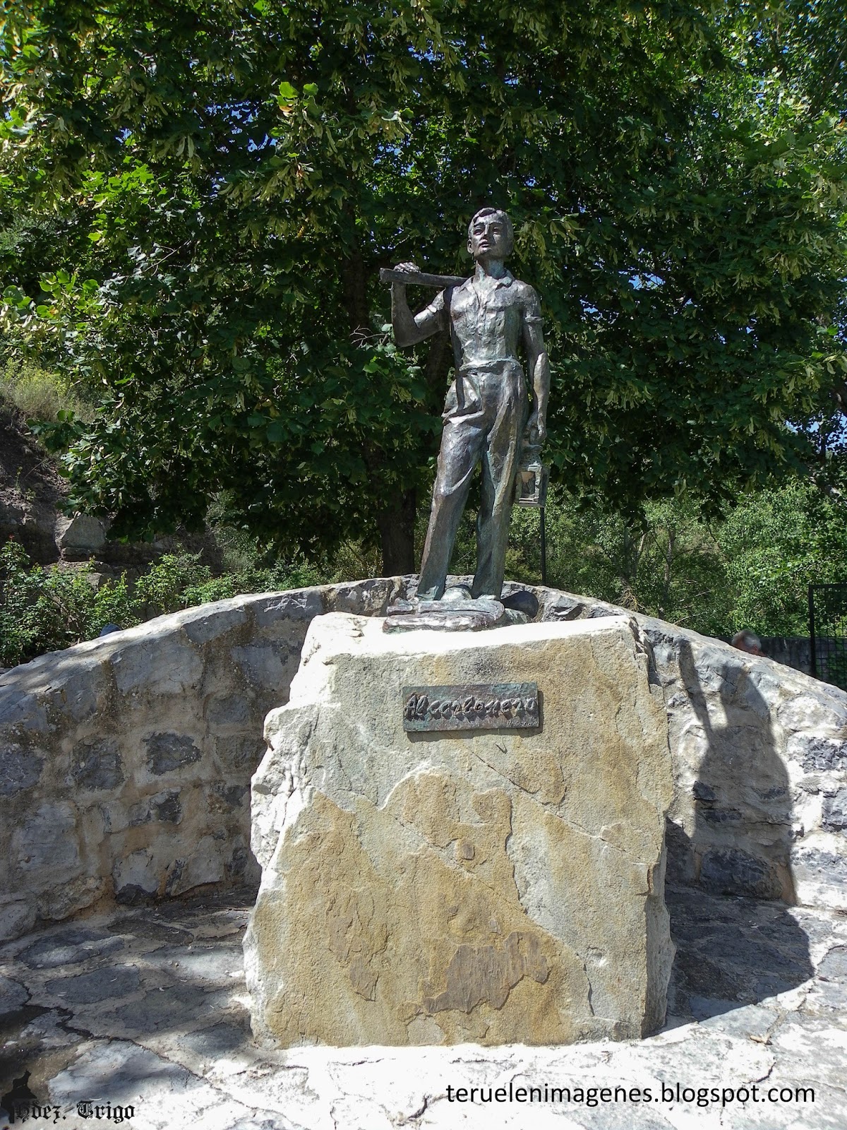 Foto de Monumento al carbonero en Formiche Alto, Teruel