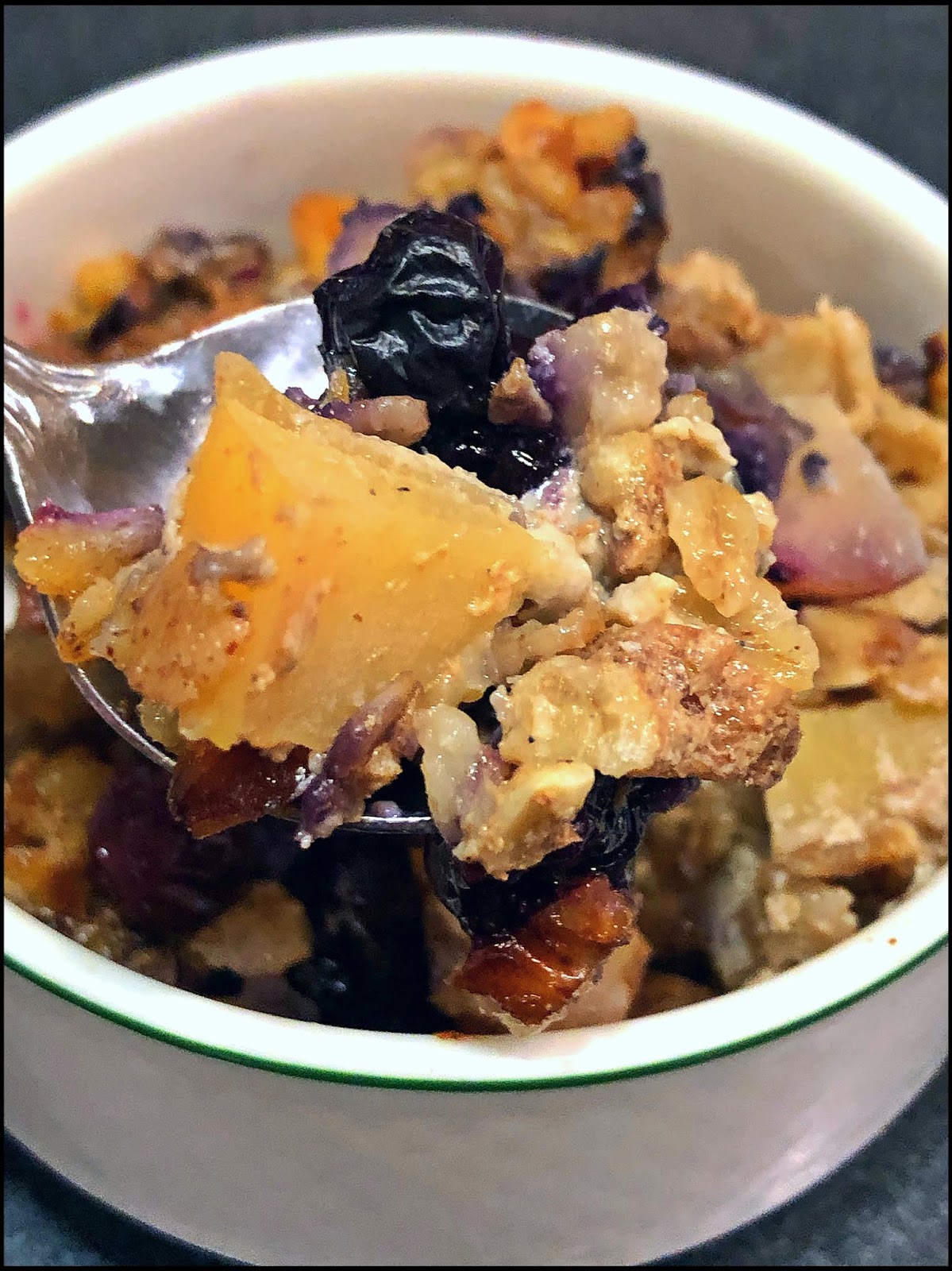 Cooking With Envy Apples at the Central Maket Cooking School