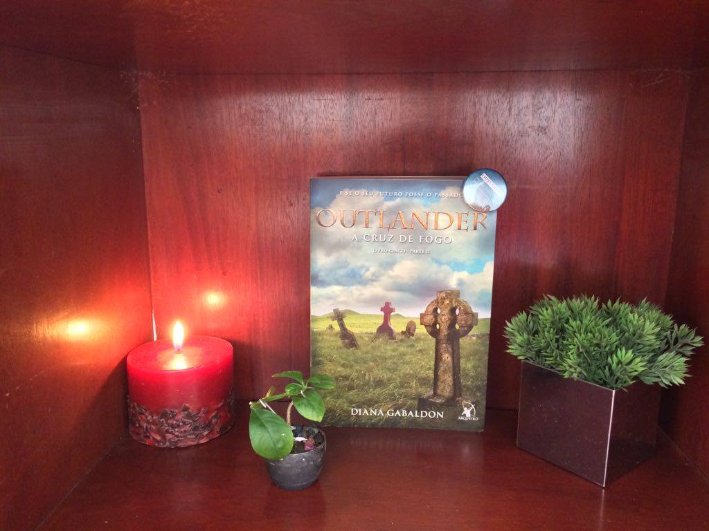 Outlander A Cruz De Fogo Parte Ii O Que Tem Na Nossa Estante