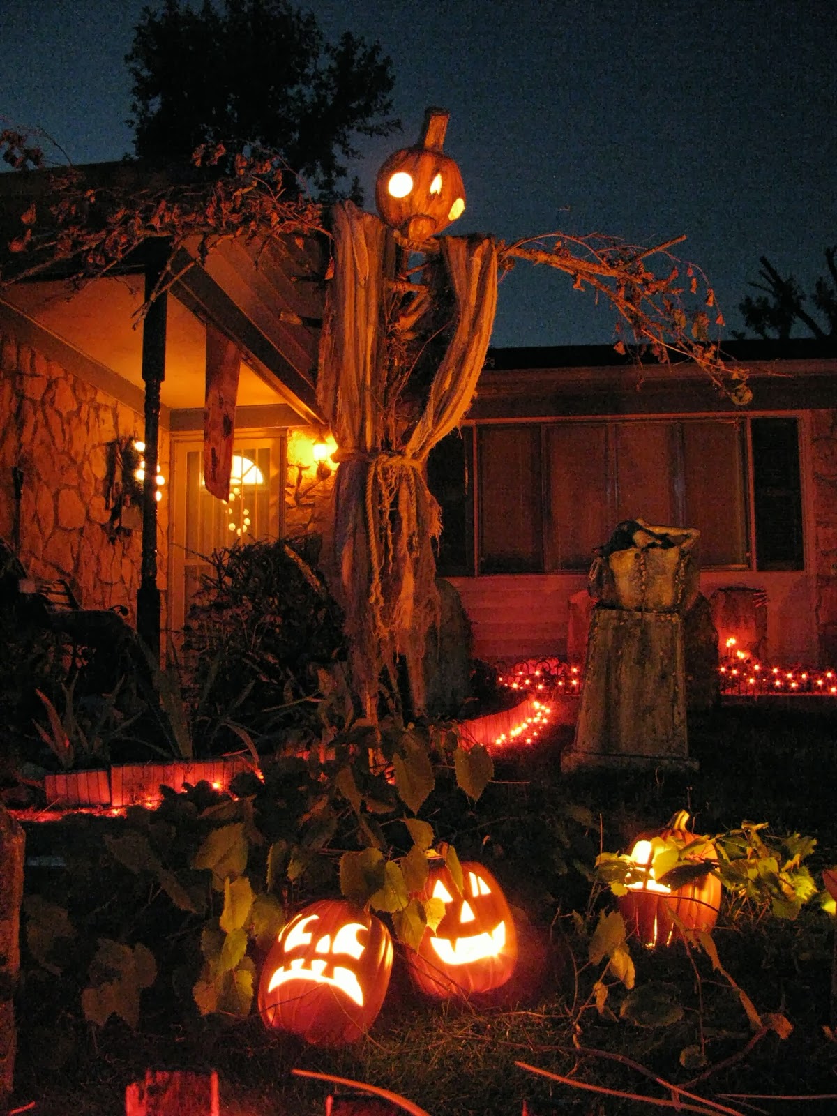 The Shadow Farm Home Depot Halloween Style Challenge on "The Farm"