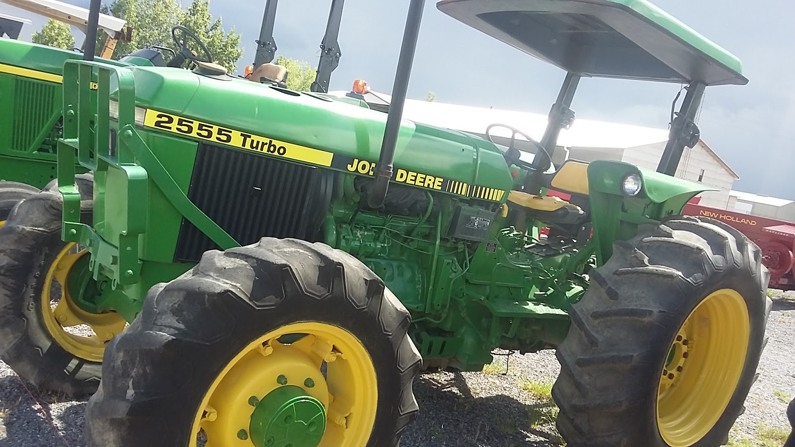 MAQUINARIA AGRICOLA INDUSTRIAL Vendo Tractor Massey Ferguson 285 y
