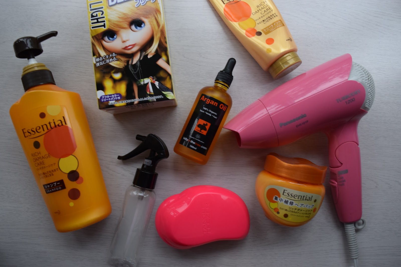 Bleached hair care products Japan